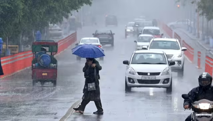 شمالی ہند میں موسم کی کروٹ، کئی ریاستوں میں بارش اور برفباری کا امکان