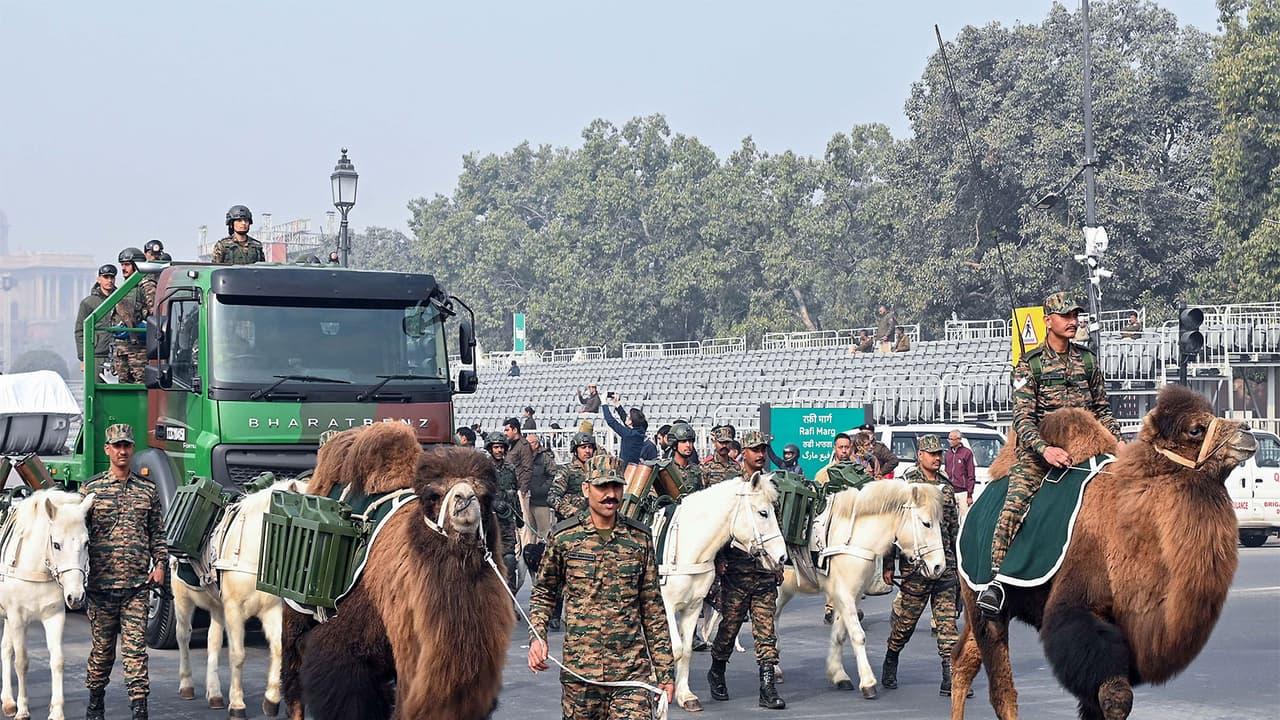یومِ جمہوریہ پریڈ: فوج کے ’خاموش سپاہیوں‘ کی تاریخی شرکت، سرحدی دفاع میں کردار نمایاں